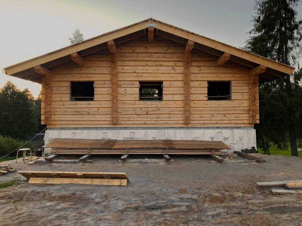 Деревянный дом из лафета